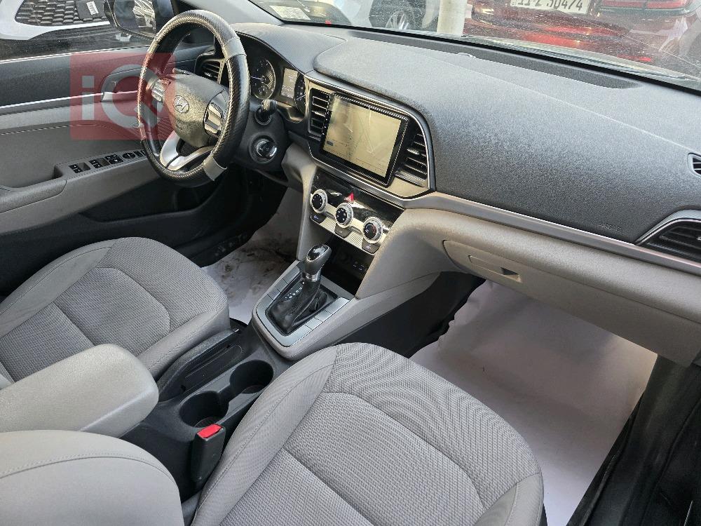 هیۆندای ئەلەنترا